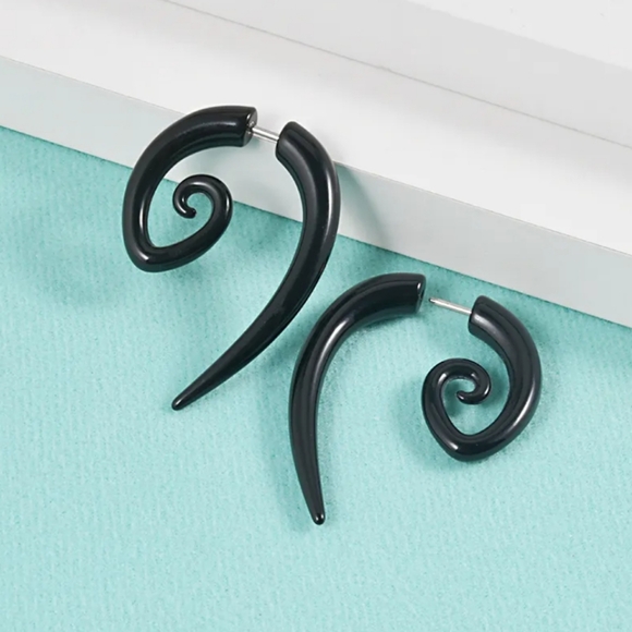 Black Spiral Earrings - Picture 5 of 7